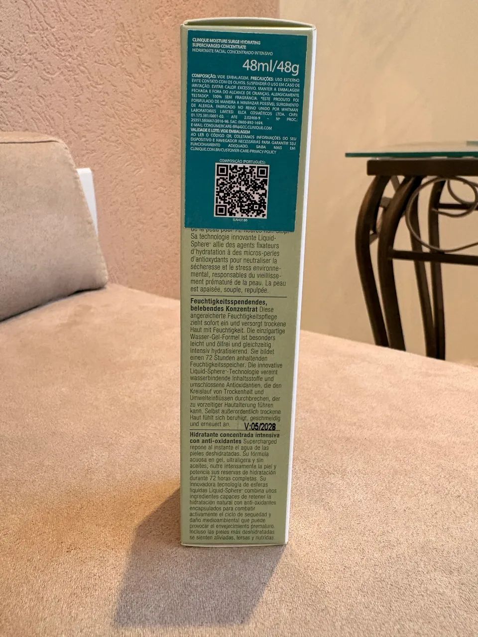 Hidratante Facial em Gel Moisture Surge Supercharged - Foto 4