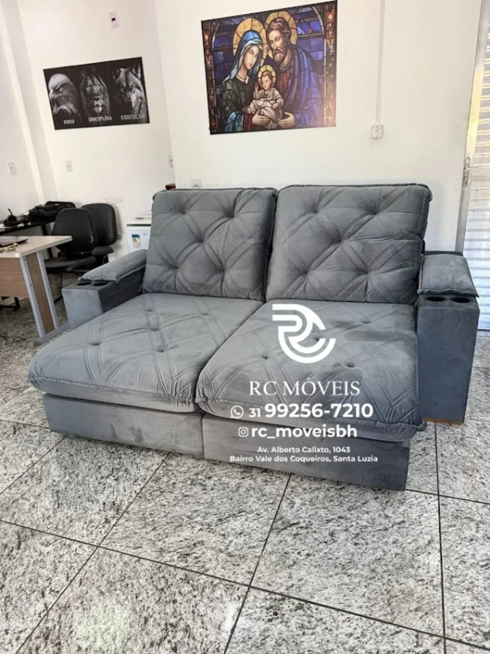 Sofá Retrátil Reclinável Cuiabá com Porta Copos D33 Molas Ensacadas - Promocao - Foto 6