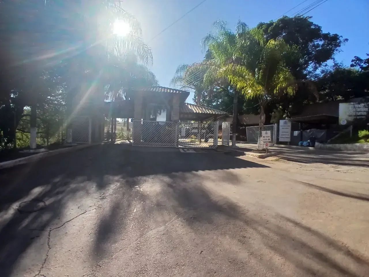 Imóvel para venda tem 180 metros quadrados com 3 quartos - Foto 2