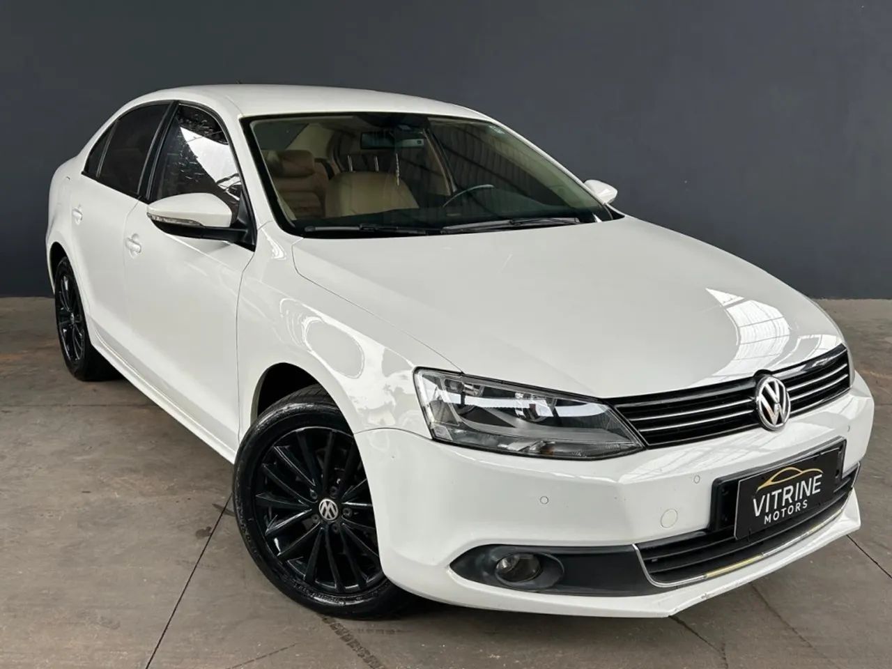 Volkswagen Jetta JETTA Highline 2.0 TSI 16V 4p Tiptronic 2013