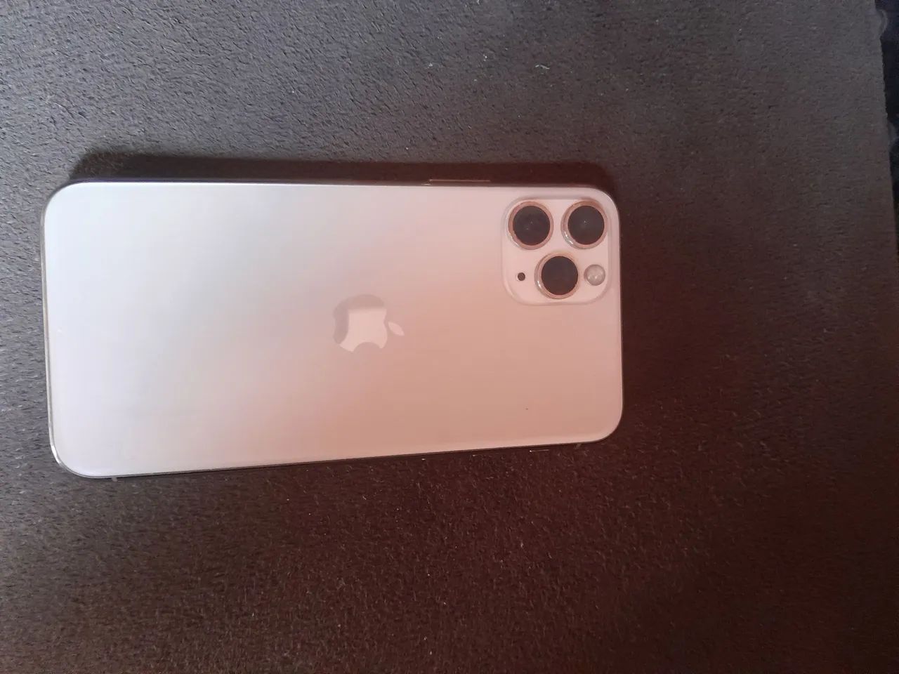 Vendo celular 11 pro - Foto 2