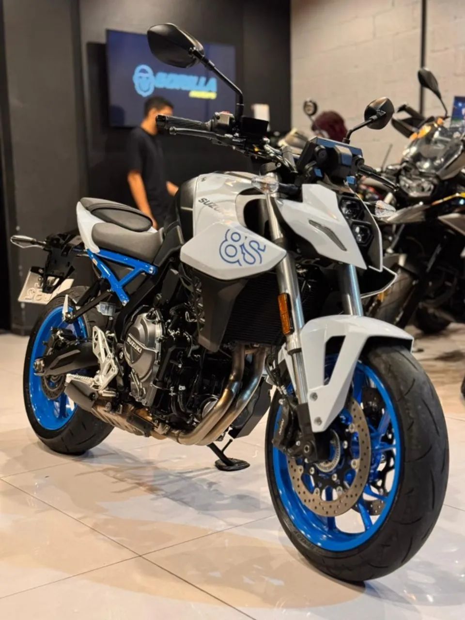 Suzuki Gsx-8s 2025 - 1499827381 | OLX