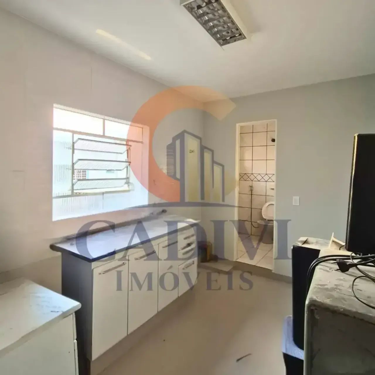 Sala comercial com 1 sala para alugar na Rua 2, 236, Setor Nova Vila, Goiânia