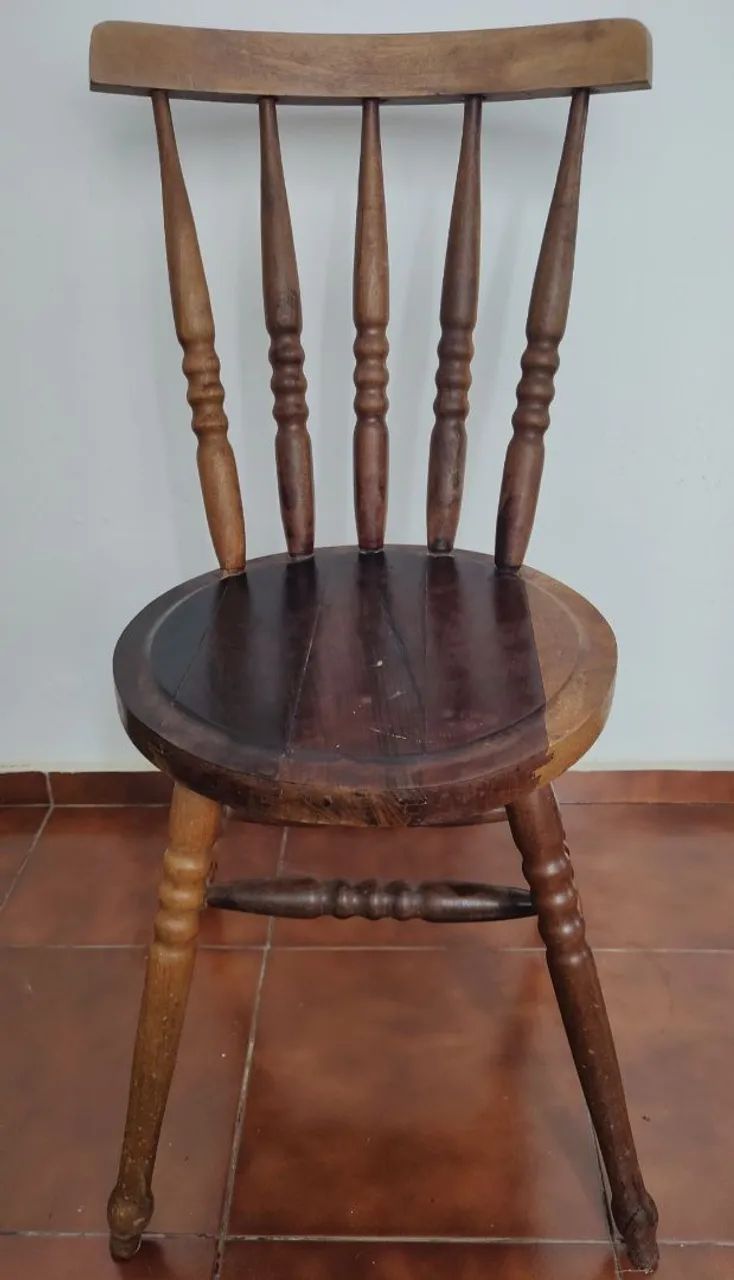 Mesa dobrável em madeira maciça com cadeiras - Foto 2