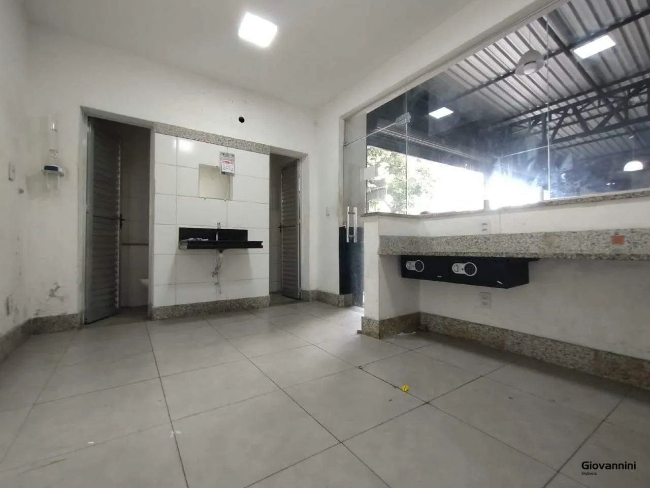 Galpão Comercial com 335 m²  Excelente Localização no Centro de Belo Horizonte - Foto 3