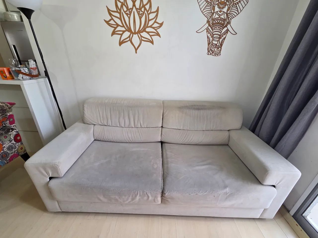 Sofá Retrátil Cinza - 2 metros  - Foto 3