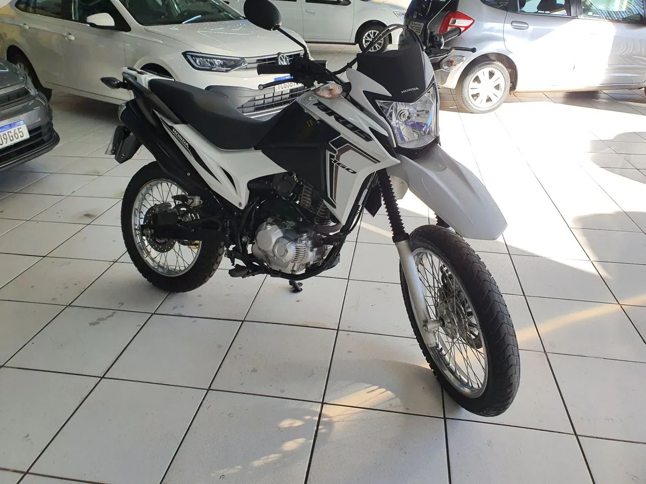 Bros 160
