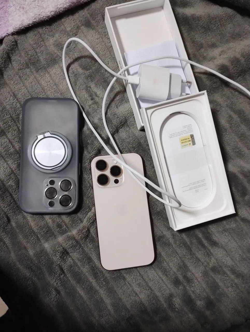Apple iPhone 16pro  - Foto 4