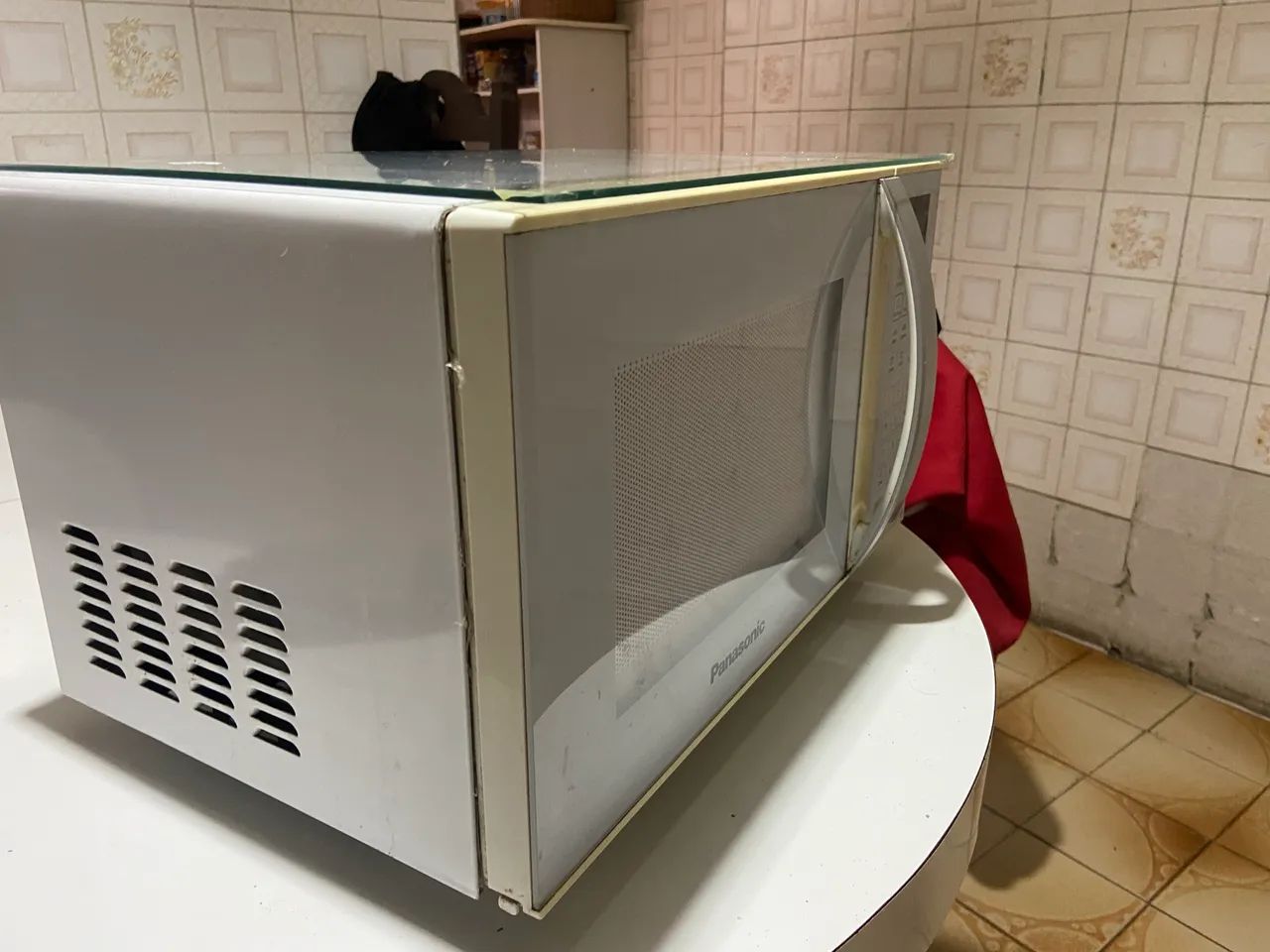 Micro-ondas Panasonic 21L - Ótimo estado e funcionando perfeitamente - Foto 2