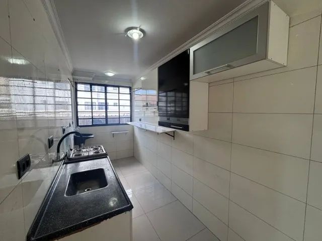  Apartamento com 2 Quartos e 48 m² no Jardim Guairacá - Maringá/PR - Foto 3