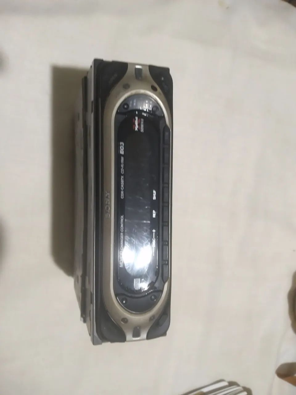 Rádio antigo de carros 