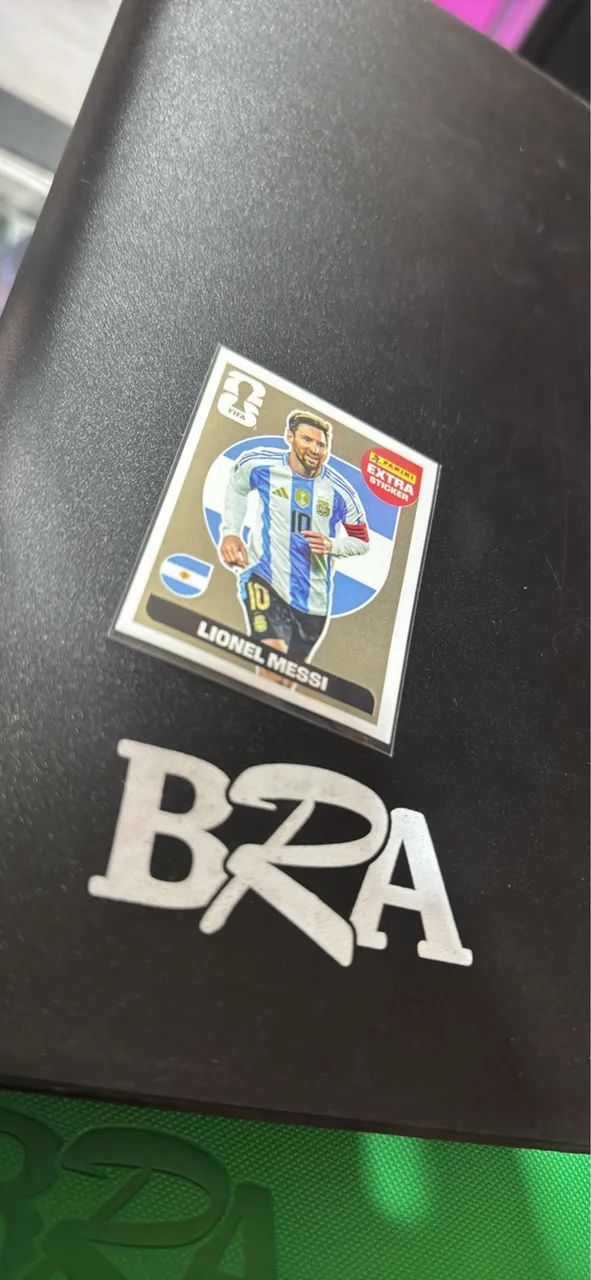 Figurinha legend Messi ouro 
