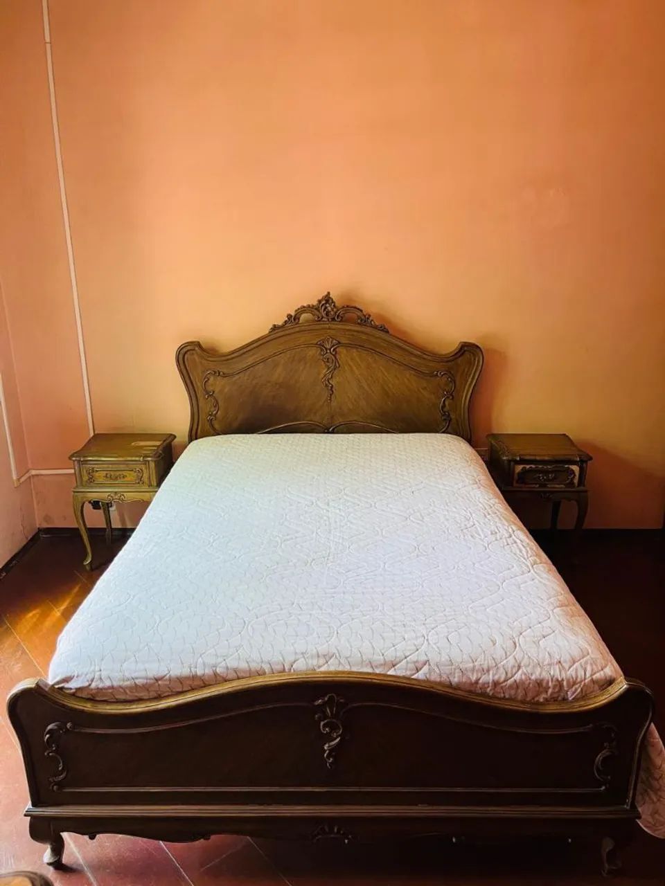 Cama vintage em madeira - Foto 4