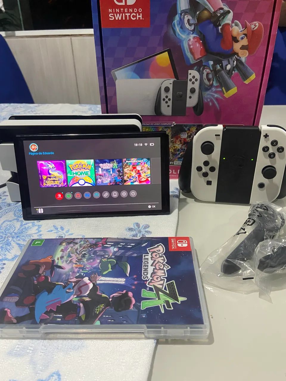 Nitendo switch OLED + Mário kart deluxe + Pokémon legends ZA +