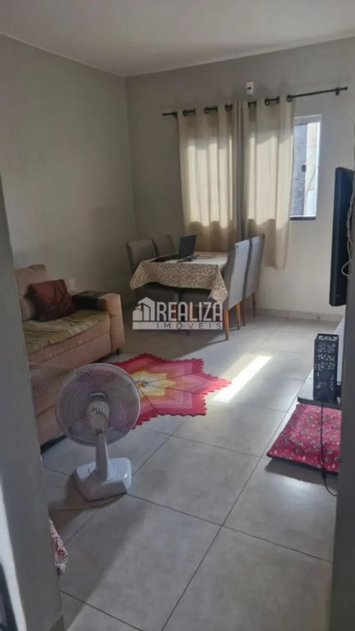 Casa à Venda no Jardim Espanha, Uberaba - Foto 3