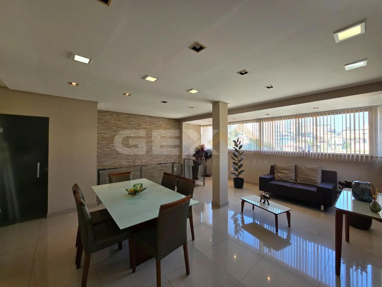 Cobertura no Sidil com 03 quartos sendo 02 suítes e 04 vagas - Foto 4