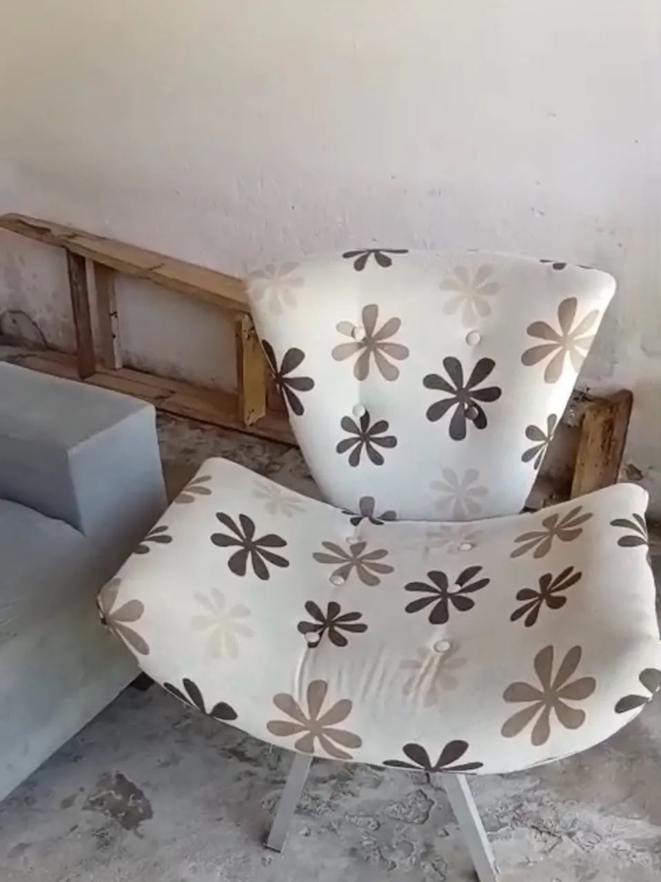Sofá 3 lugares e 2 pontronas  - Foto 3