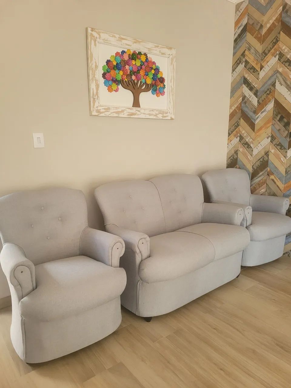 Vendo  Lindo Sofá 4 lugares  - Foto 2