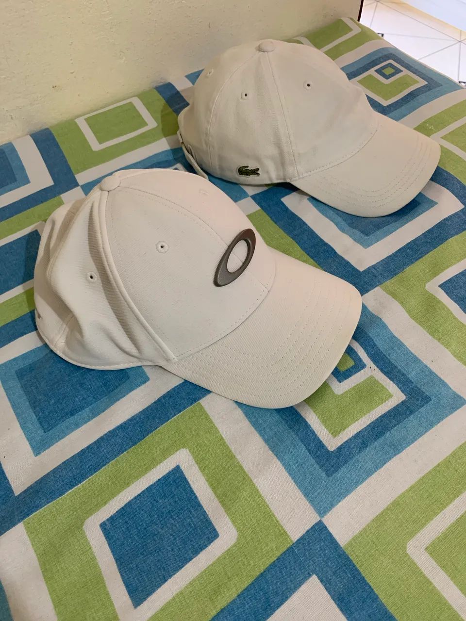 Boné oakley/lacoste