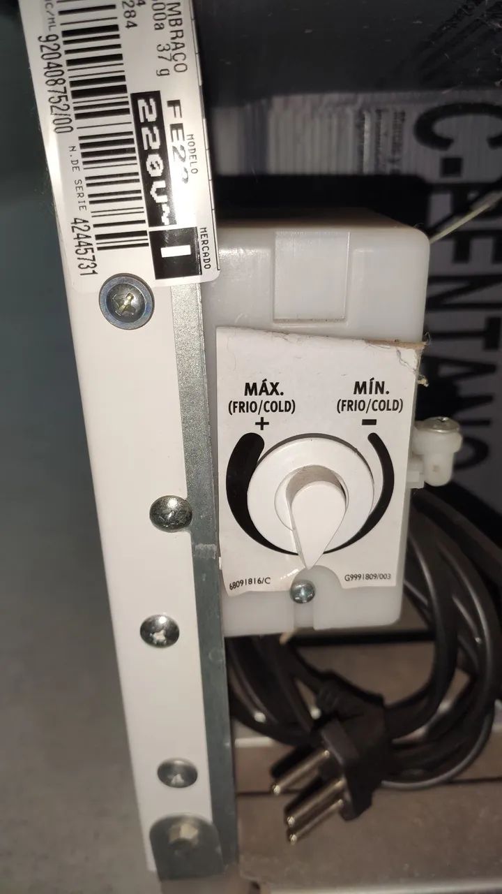 Freezer vertical Eletrolux  - Foto 5