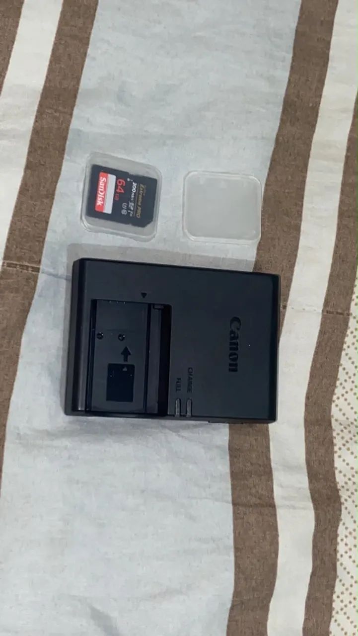 Canon R50  - Foto 5