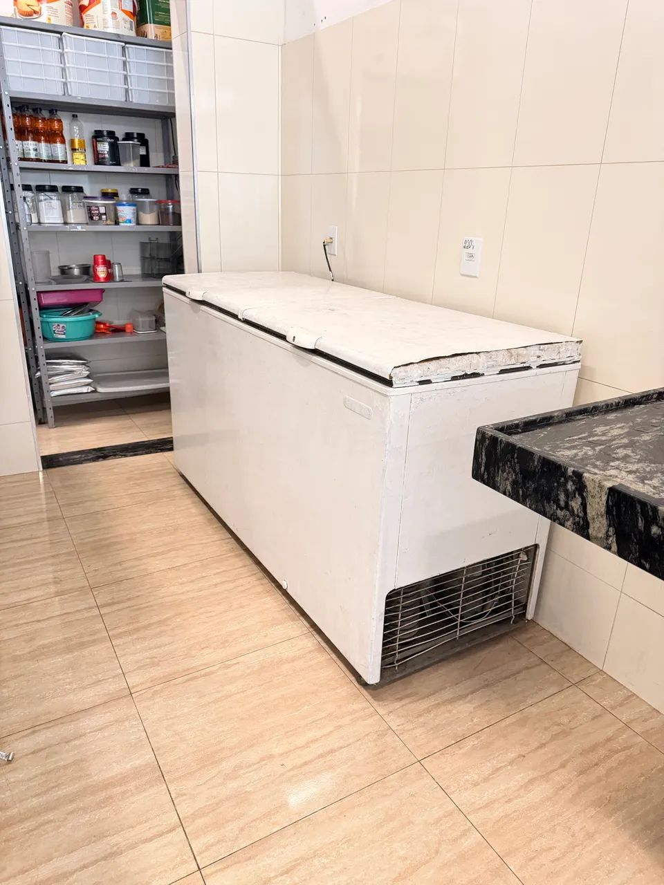 Fundo de fábrica de salgados com balcão pra atendimento  - Foto 4