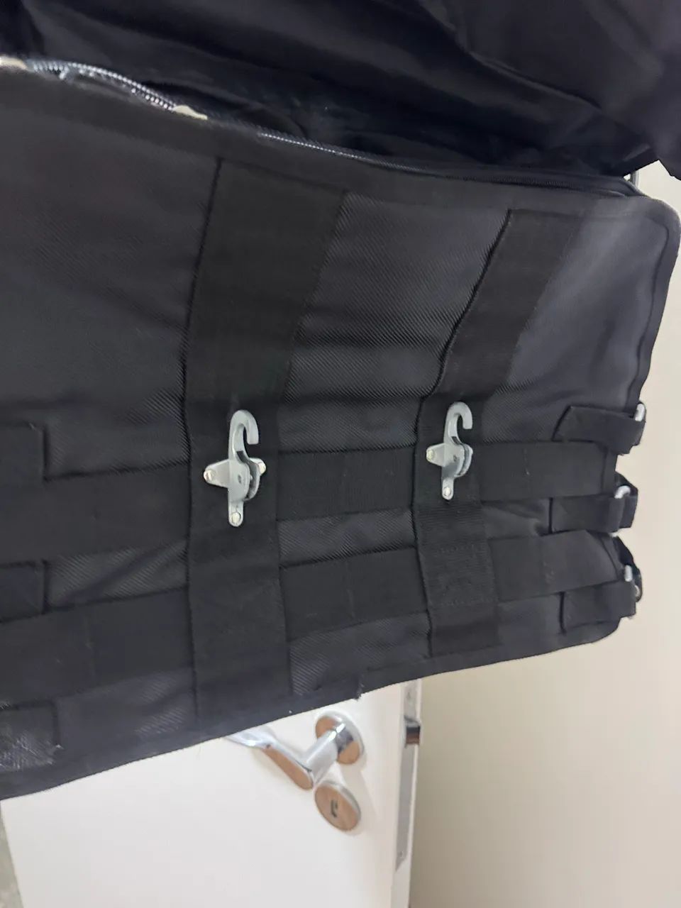 Bolsa carteiro Oakley  - Foto 4