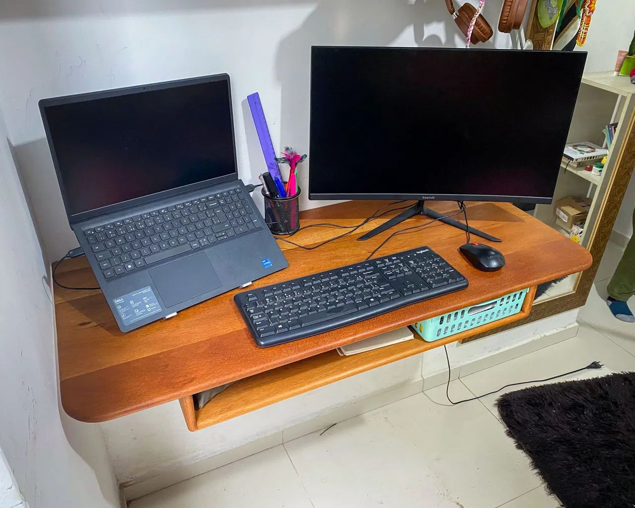 Mesa de estudos madeira maciça - Foto 2