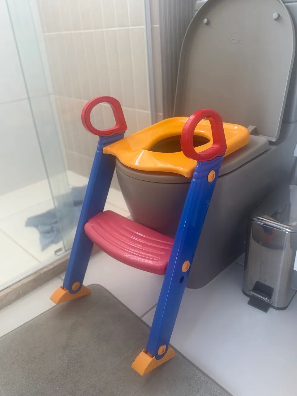 Assento infantil com escada  - Foto 2