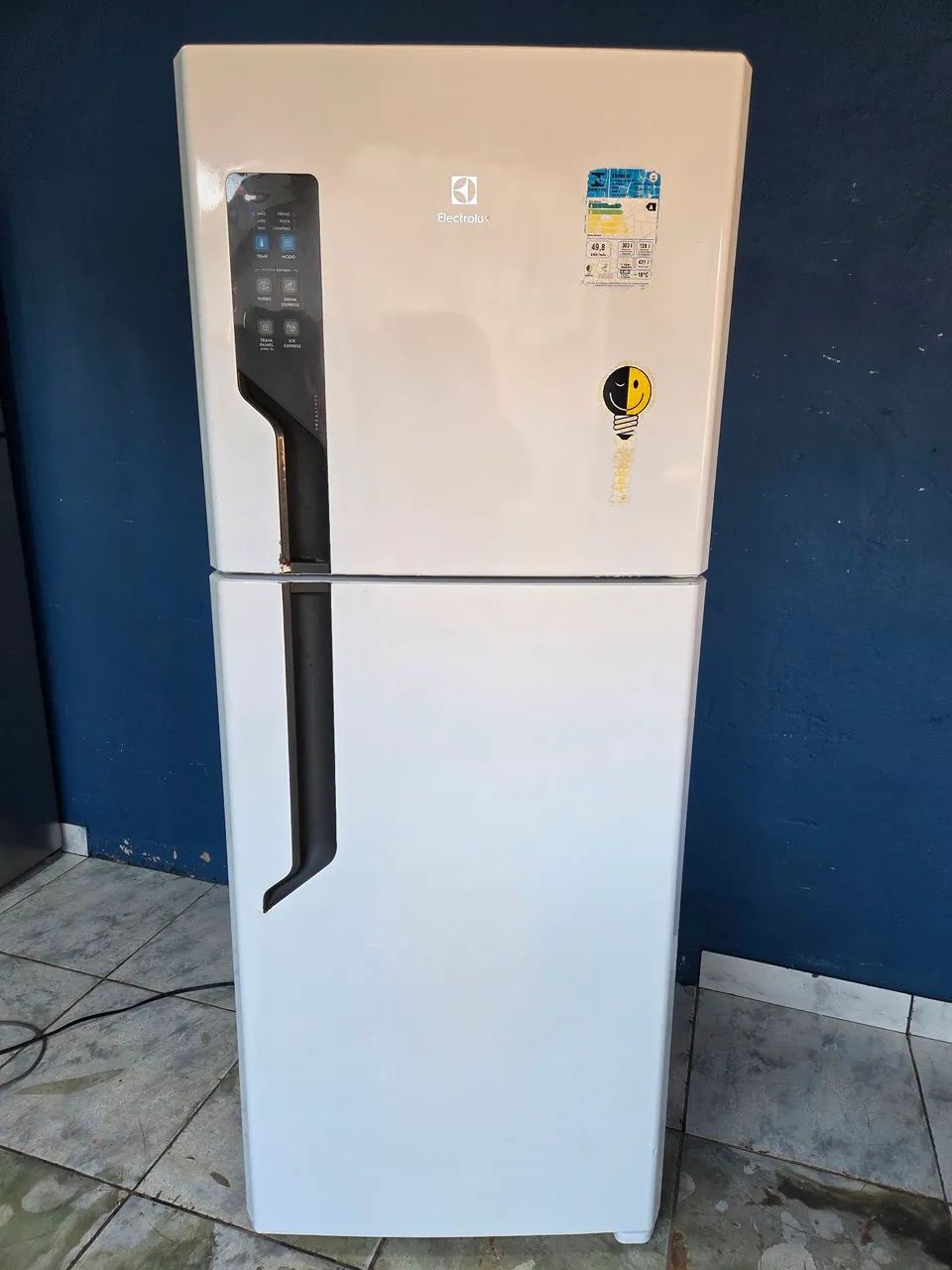 Vendo geladeira Electrolux 