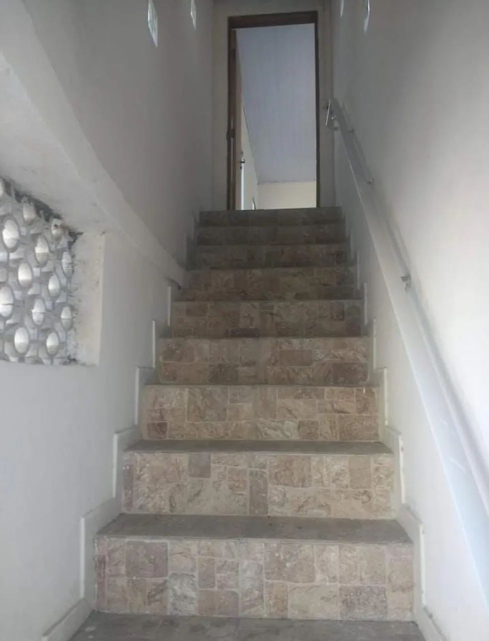 Alugo sala comercial (altos) - Foto 3