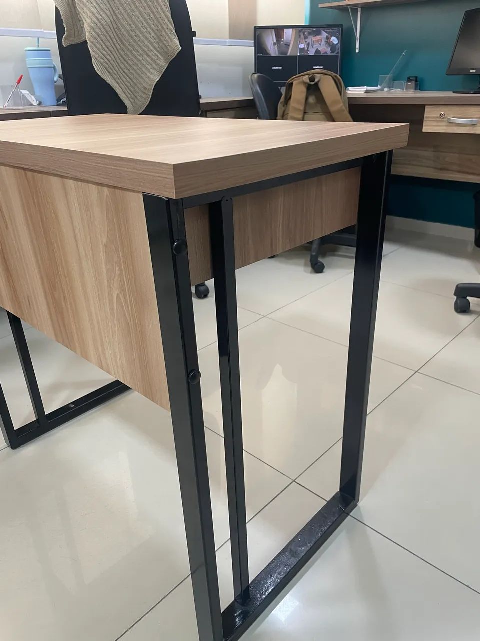 Mesa de escritório 80x45 cm - Foto 2
