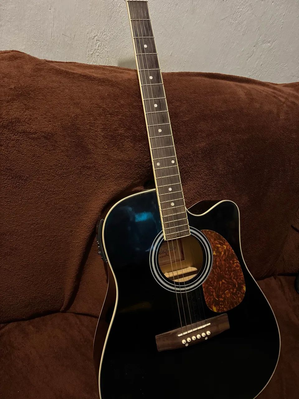 Violão Elétrico Profissional , vai com capa , completo  - Foto 5