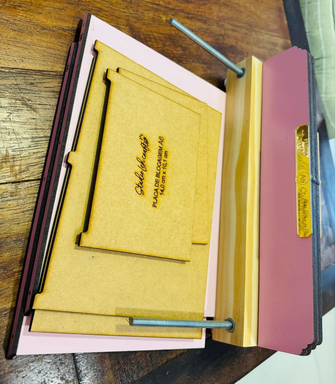 Prensa de livro A5 e A6 - Foto 3