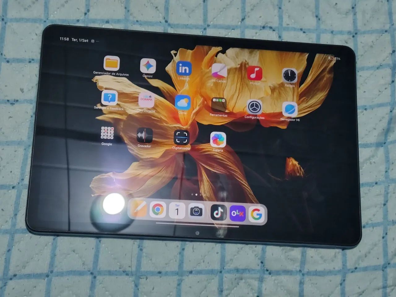 Redmi pad 2 ele tá novo pegando perfeitamente 256gb 8 RAM  - Foto 2