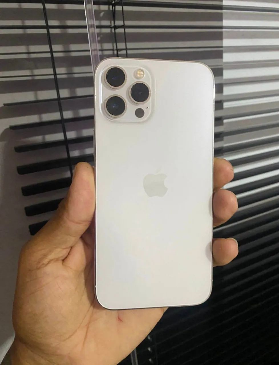 iPhone 12 pro Max 256 gb. Funcionando perfeitamente sem nenhum detalhe. - Foto 3
