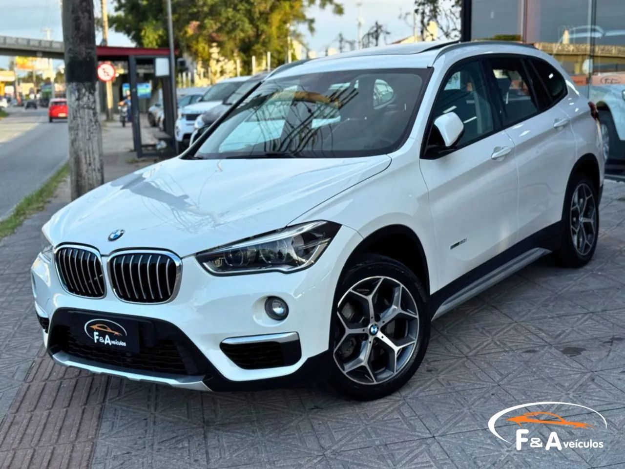 BMW X1 Sdrive 20I X-line 2.0 TB Active Flex 2018