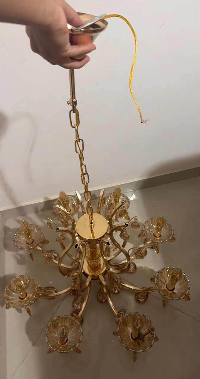 Vendo lustre 8 braços  - Foto 2