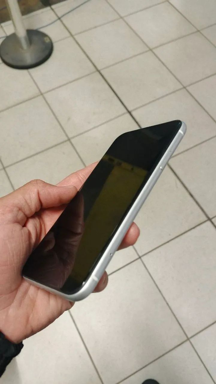 IPHONE XR 128GB - Foto 4