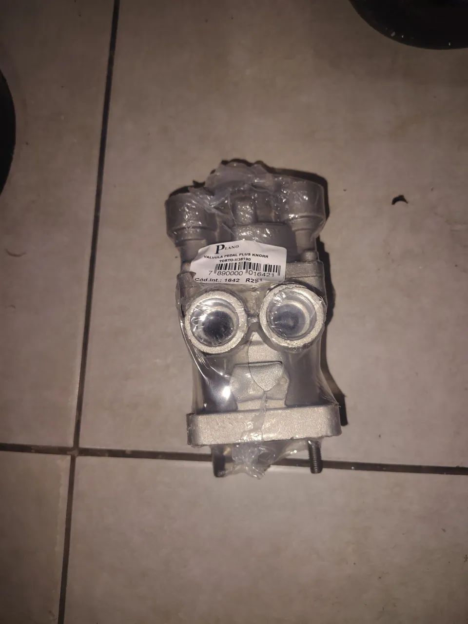 Válvula pedal de freio 