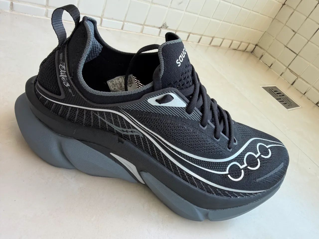 TÊNIS SAUCONY ENDORPHIN ELITE 3 - Foto 2