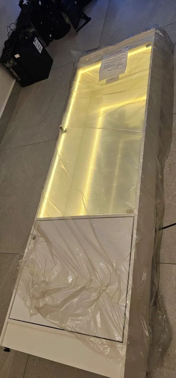 Estante led