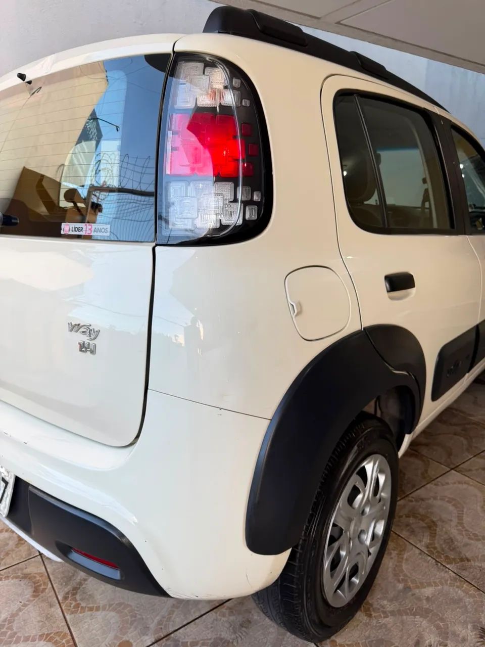 Fiat Uno WAY 1.4 EVO Fire Flex 8V 5P 2016 - Foto 2