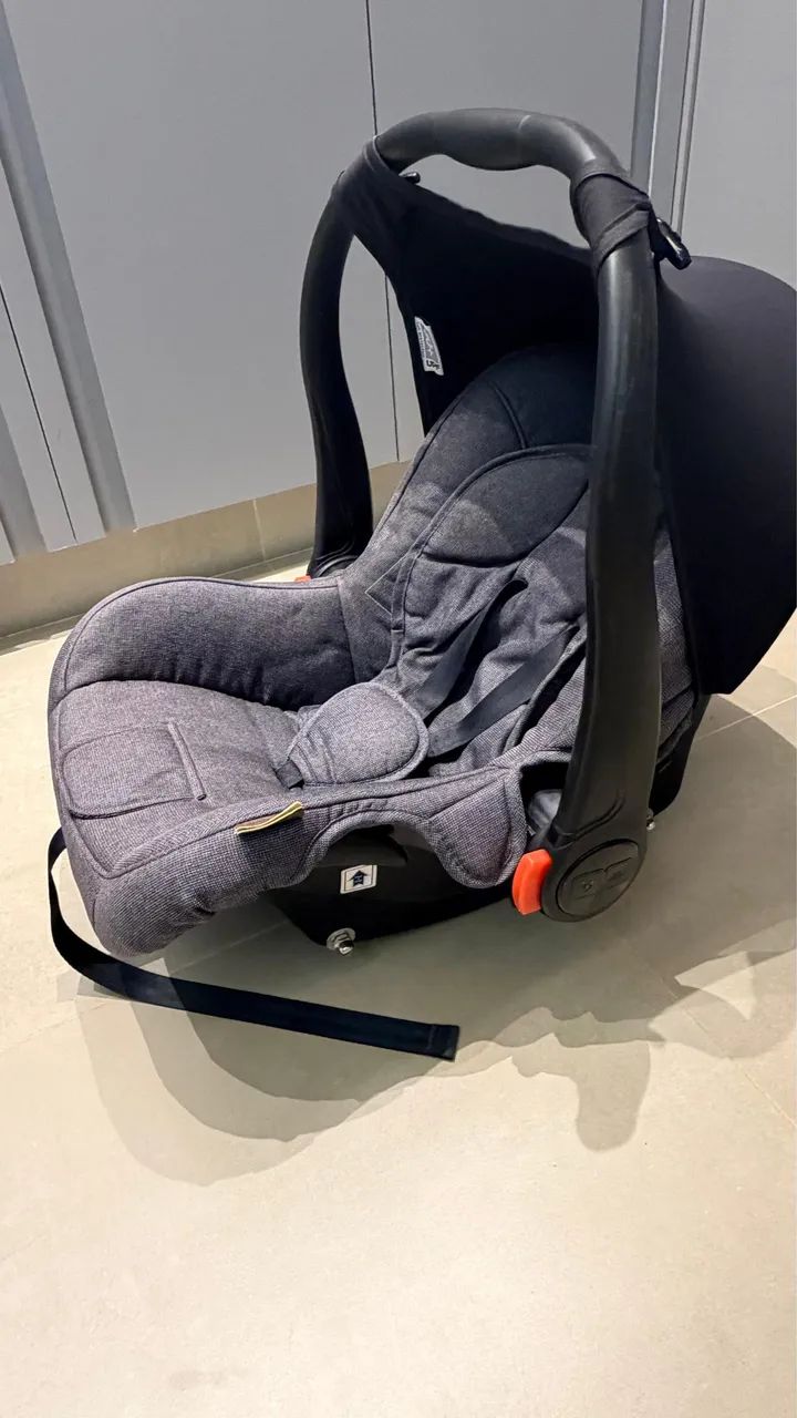 Carrinho de bebê com kit completo - Foto 5