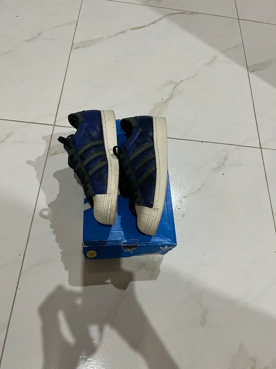 TÊNIS ADIDAS SUPERSTAR TAM 40 - Foto 3