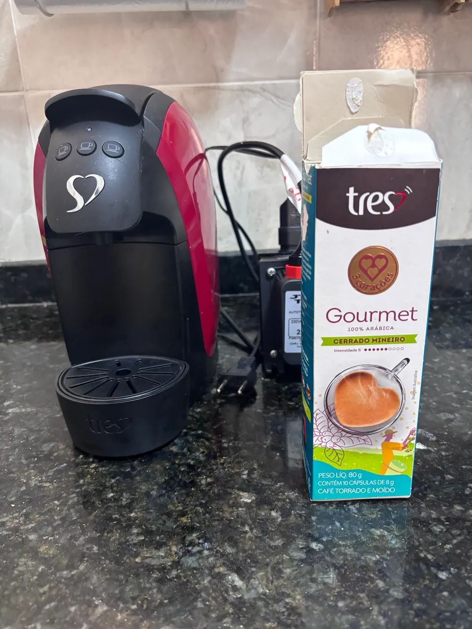 Vendo Cafeteira 3 corações  - Foto 3