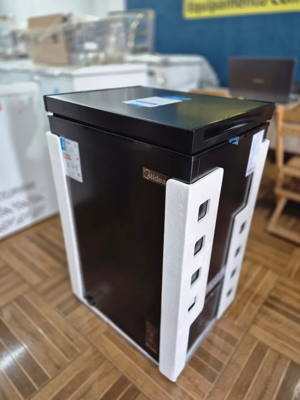 Freezer Midea black Novo  - Foto 5