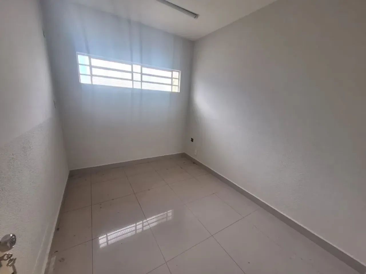 Casa com 5 quartos e 4 vagas para alugar no Centro  Marília/SP - Foto 3