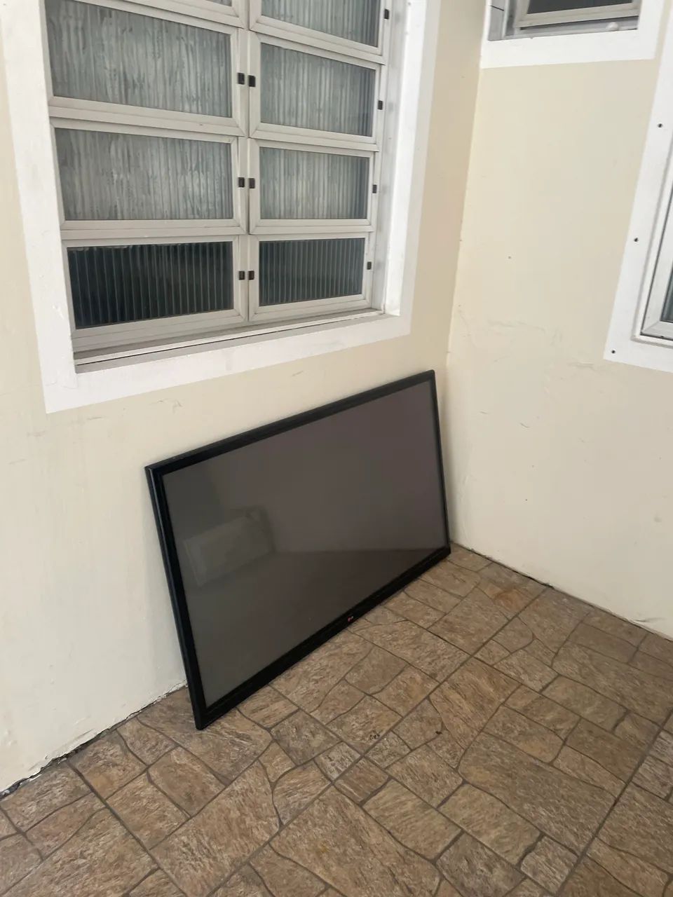 Barbada vendo TV  LG  50  polegadas - Foto 2