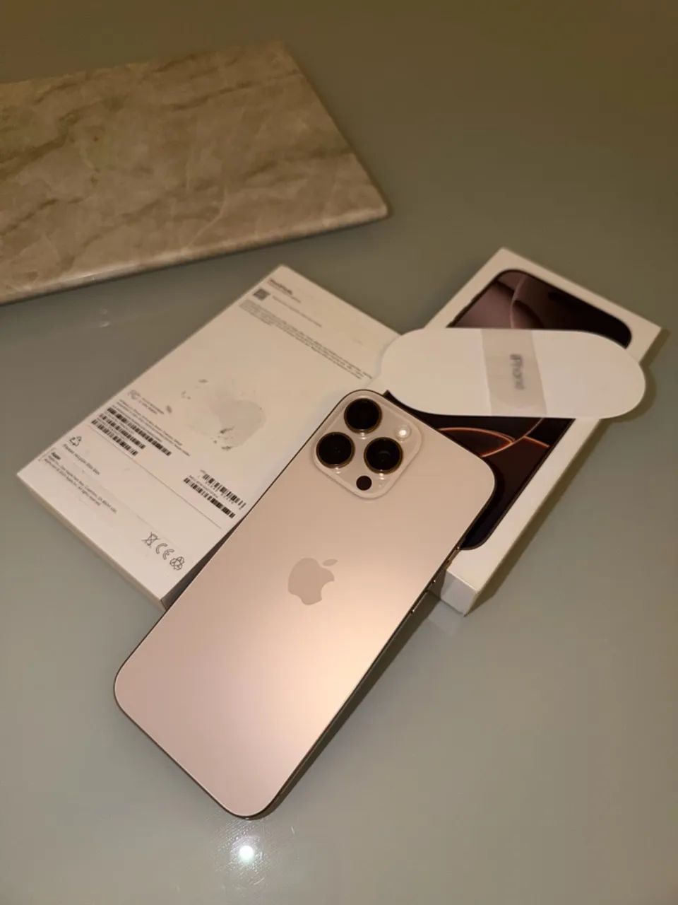 iPhone 16 Pro Max  - Foto 2